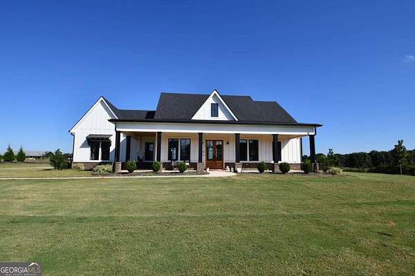 5 Acres of Land with Home for Sale in Watkinsville, Georgia