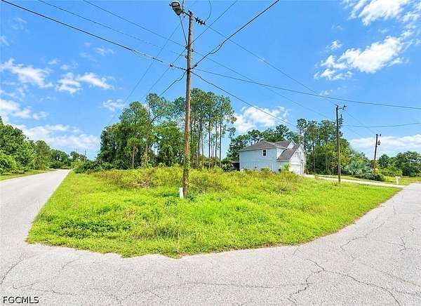 0.25 Acres of Residential Land for Sale in Lehigh Acres, Florida