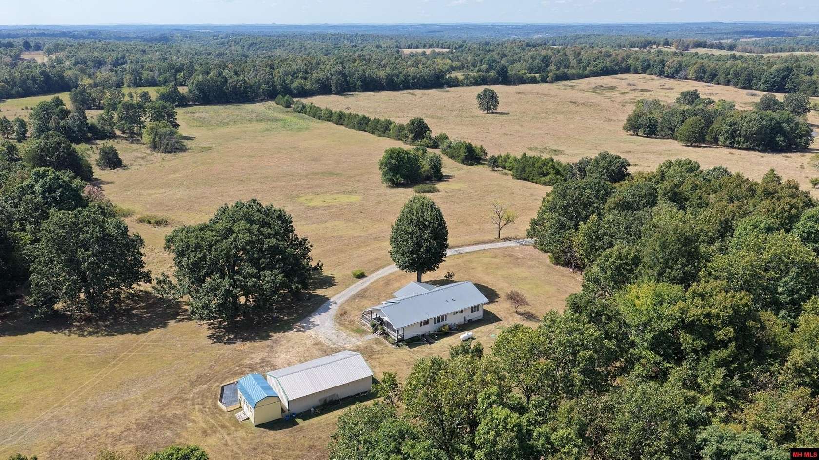 181 Acres of Land with Home for Sale in Salem, Arkansas