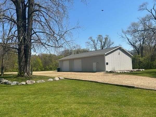 4.12 Acres of Improved Commercial Land for Lease in Kalamazoo, Michigan