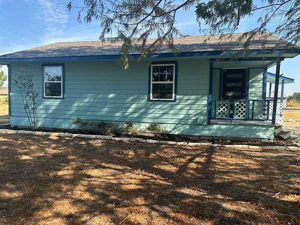 5 Acres of Land with Home for Lease in McKinney, Texas