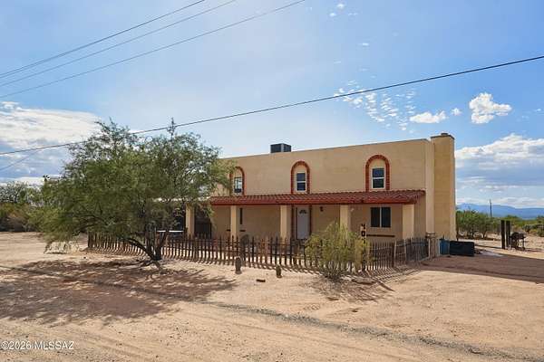 2.28 Acres of Land with Home for Sale in Sahuarita, Arizona