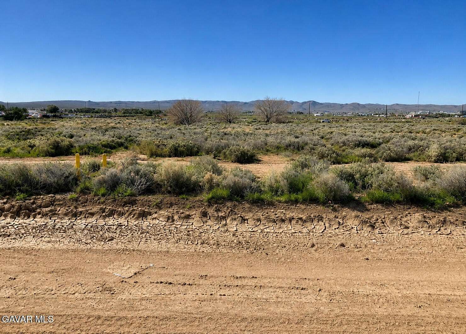4 Acres of Commercial Land for Sale in Ridgecrest, California