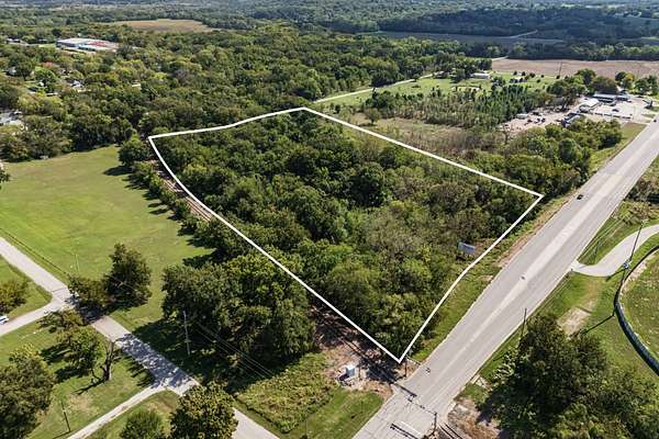 12.3 Acres of Recreational Land for Sale in Independence, Kansas