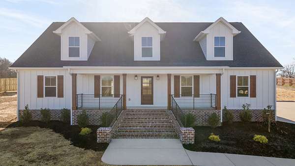 1.84 Acres of Land with Home for Sale in Greenbrier, Tennessee