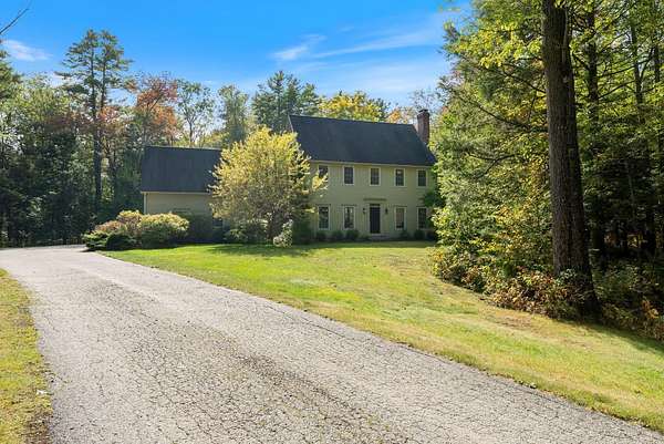 3 Acres of Land with Home for Sale in Cape Elizabeth, Maine