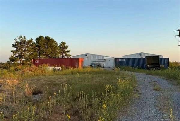 8.69 Acres of Improved Mixed-Use Land for Sale in Minco, Oklahoma