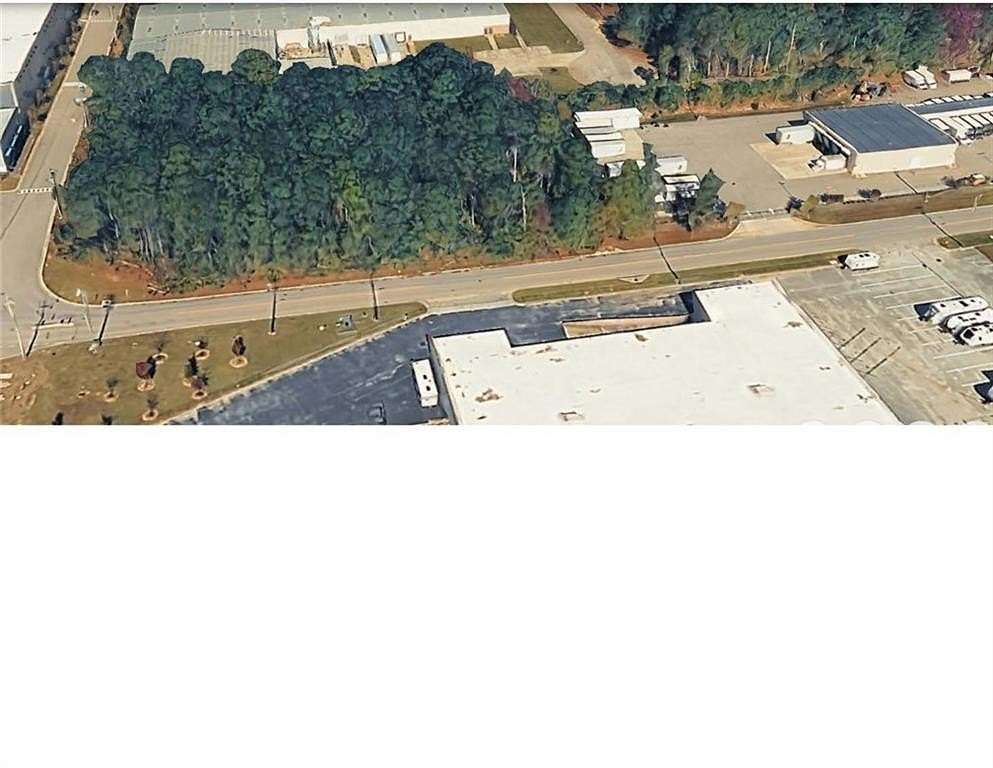 1.5 Acres of Commercial Land for Sale in Opelika, Alabama