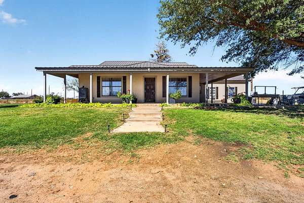 9.38 Acres of Land with Home for Sale in Stanton, Texas