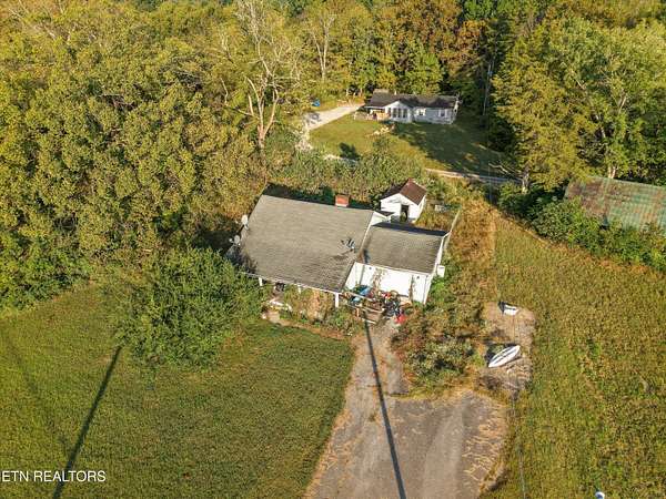 4.6 Acres of Commercial Land for Sale in Clinton, Tennessee