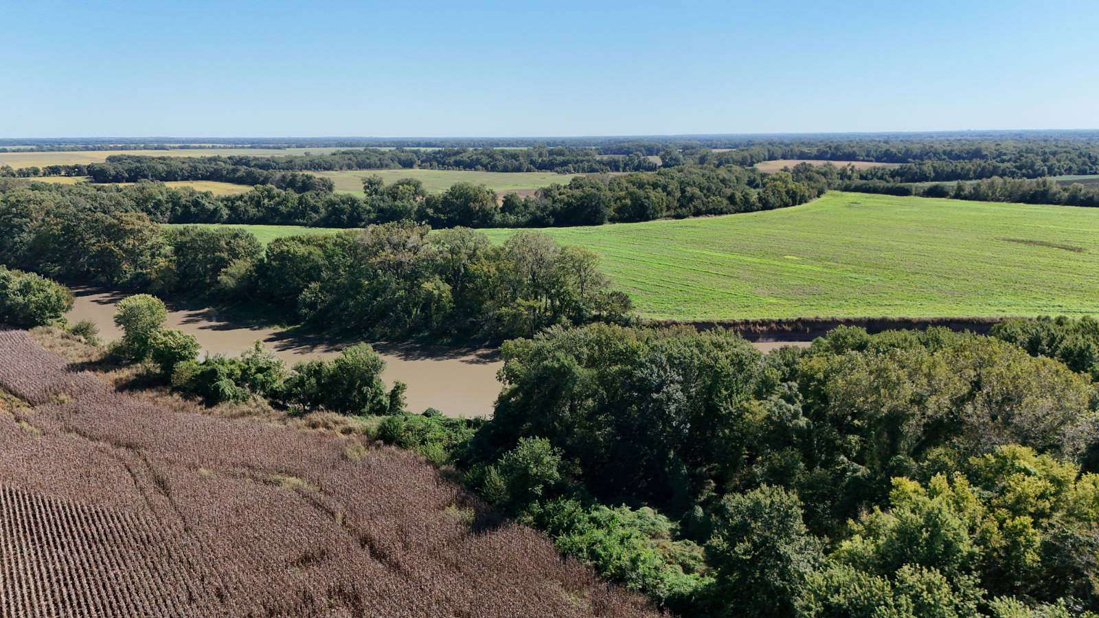 9 Acres of Land for Auction in LeRoy, Kansas
