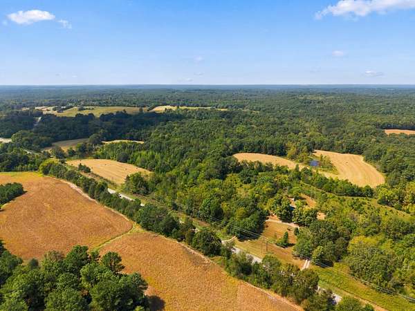5 Acres of Residential Land for Sale in Dickson, Tennessee
