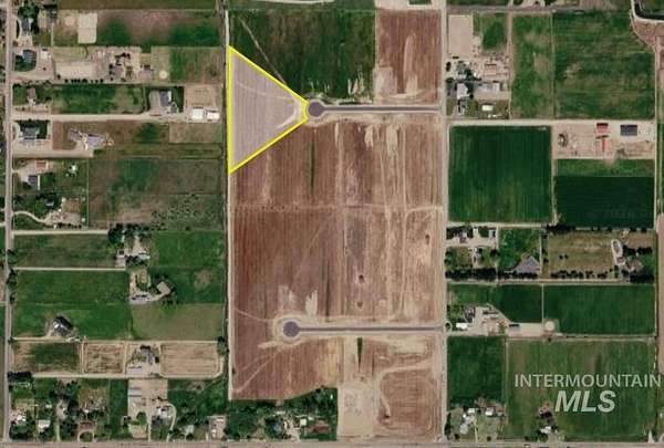 5 Acres of Land for Sale in Emmett, Idaho