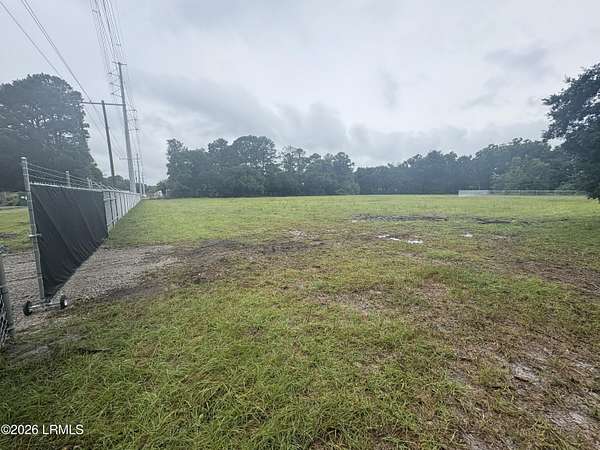 4.5 Acres of Commercial Land for Lease in Beaufort, South Carolina