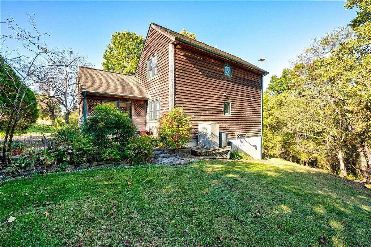 9.4 Acres of Land with Home for Sale in Frankfort, Kentucky