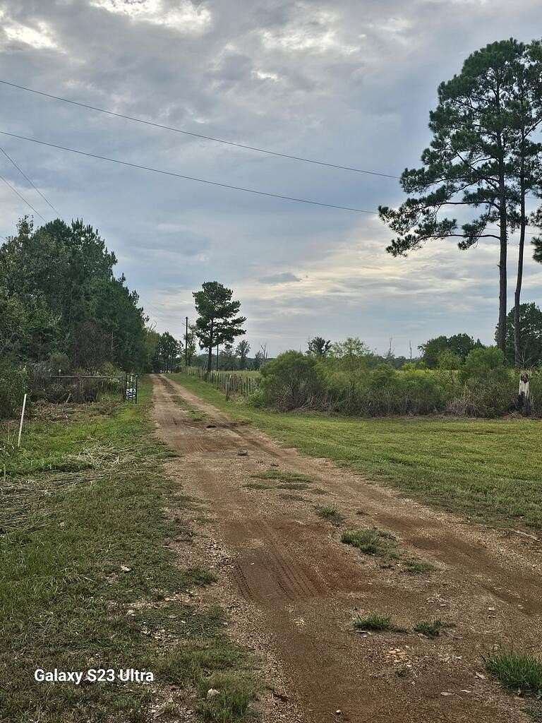3 Acres of Residential Land for Sale in Nacogdoches, Texas