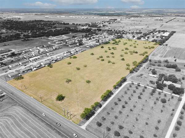 19.1 Acres of Mixed-Use Land for Sale in Cleburne, Texas