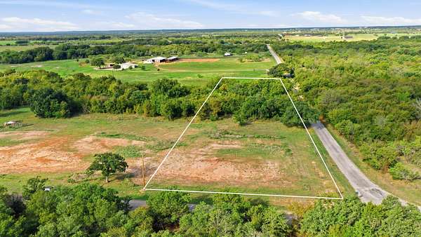 2 Acres of Residential Land for Sale in Perrin, Texas