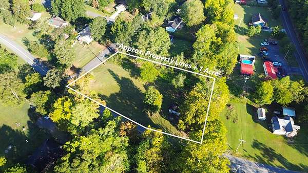 1.12 Acres of Residential Land for Sale in Dalton, Georgia