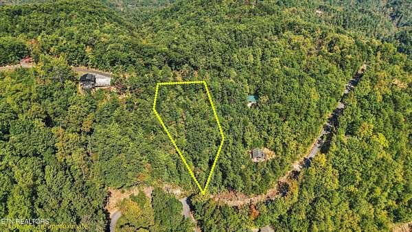 1 Acre of Residential Land for Sale in Sevierville, Tennessee