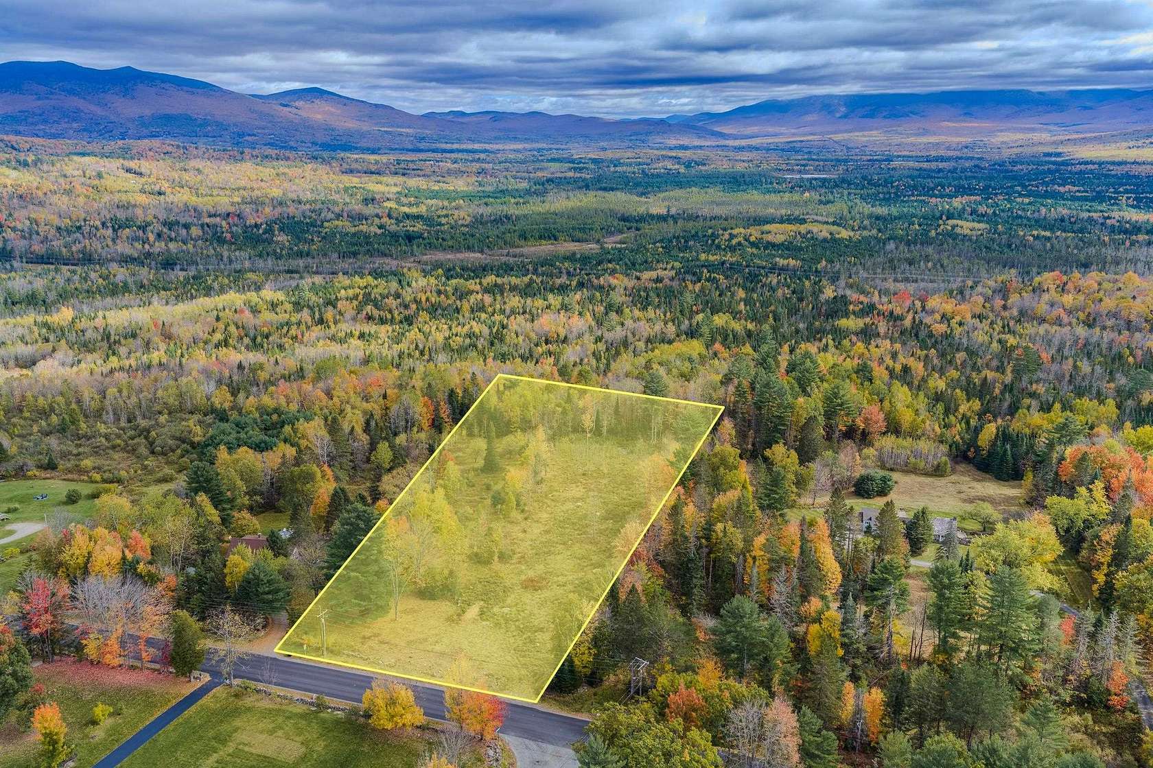 3.13 Acres of Residential Land for Sale in Whitefield, New Hampshire