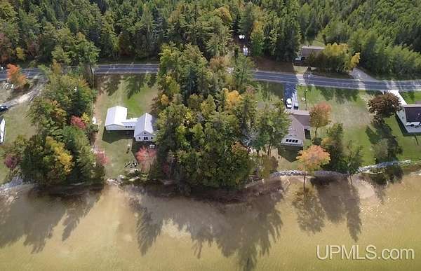 0.31 Acres of Residential Land for Sale in Gulliver, Michigan