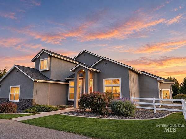 1.83 Acres of Land with Home for Sale in Eagle, Idaho
