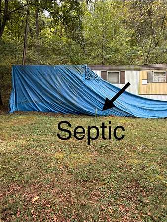 1.8 Acres of Land with Home for Sale in Bethpage, Tennessee