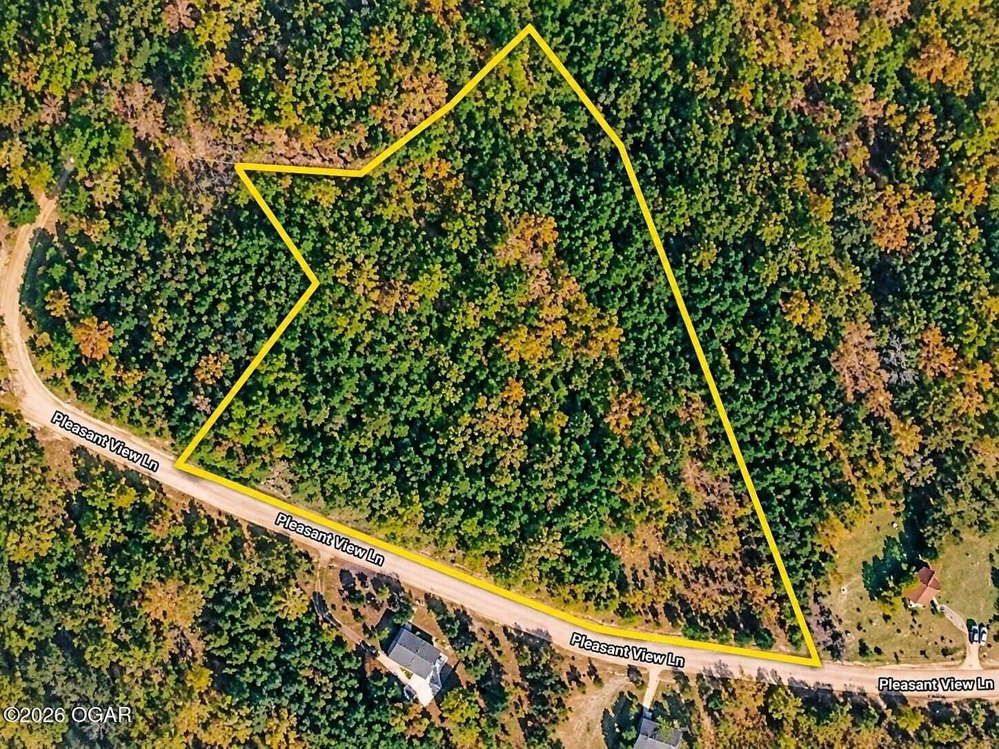 5 Acres of Residential Land for Sale in Pineville, Missouri