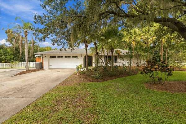 2 Acres of Land with Home for Sale in Sarasota, Florida