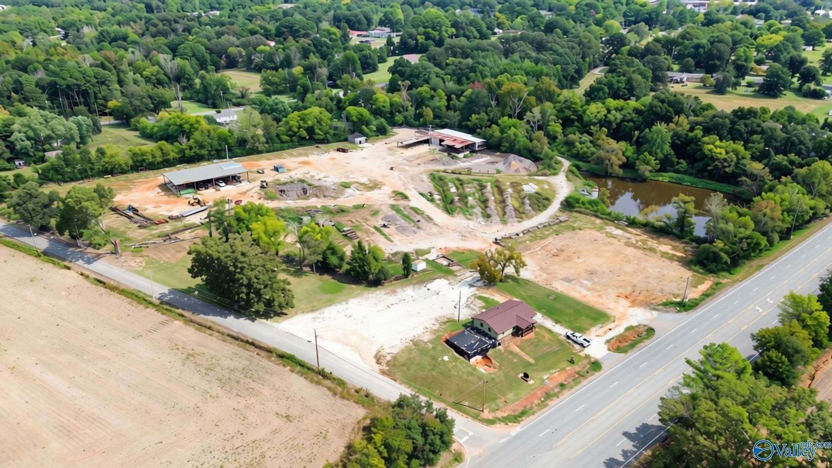 12 Acres of Improved Commercial Land for Sale in Rogersville, Alabama