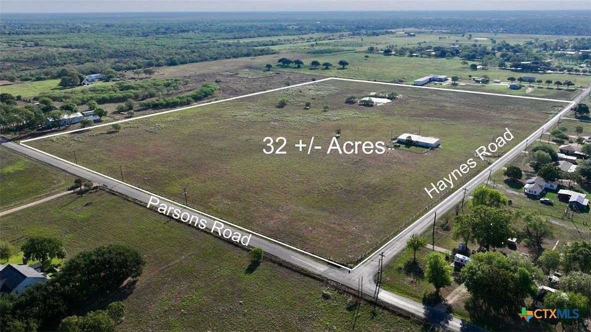 32.2 Acres of Agricultural & Residential Land for Sale in Victoria, Texas
