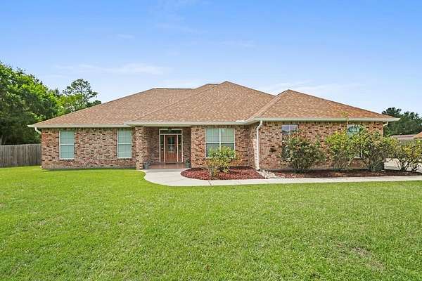 1.5 Acres of Land with Home for Sale in Picayune, Mississippi