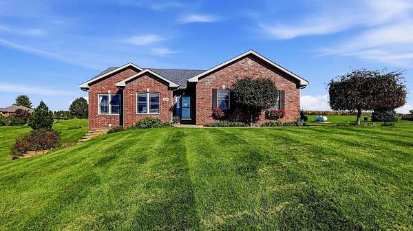 1.52 Acres of Land with Home for Sale in Dubuque, Iowa