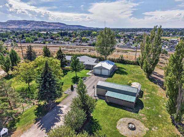 1.5 Acres of Land with Home for Sale in Pocatello, Idaho