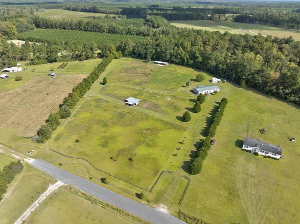 4.16 Acres of Land with Home for Sale in Varnville, South Carolina