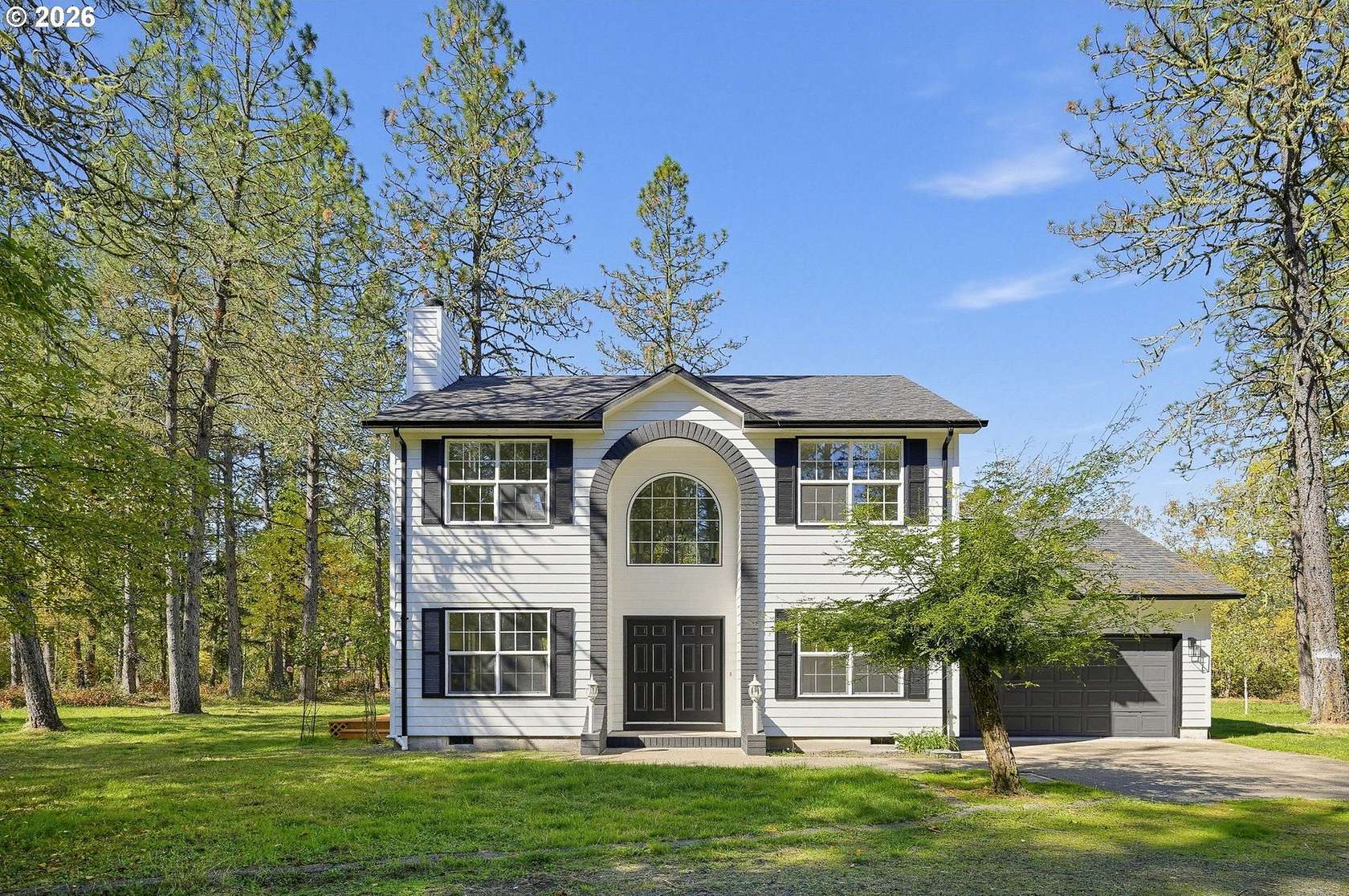 5 Acres of Land with Home for Sale in Eugene, Oregon