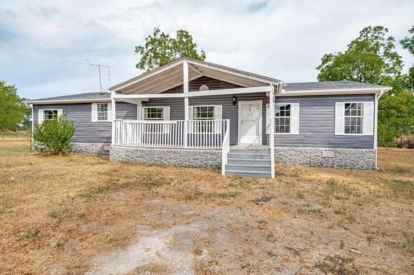 2 Acres of Land with Home for Sale in Campbell, Texas