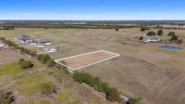 1.2 Acres of Land for Sale in Wolfe City, Texas