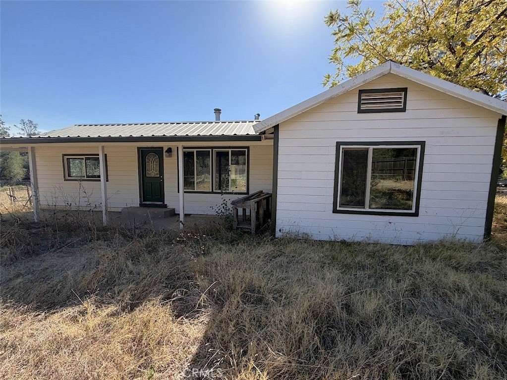 11.4 Acres of Land with Home for Sale in Bangor, California