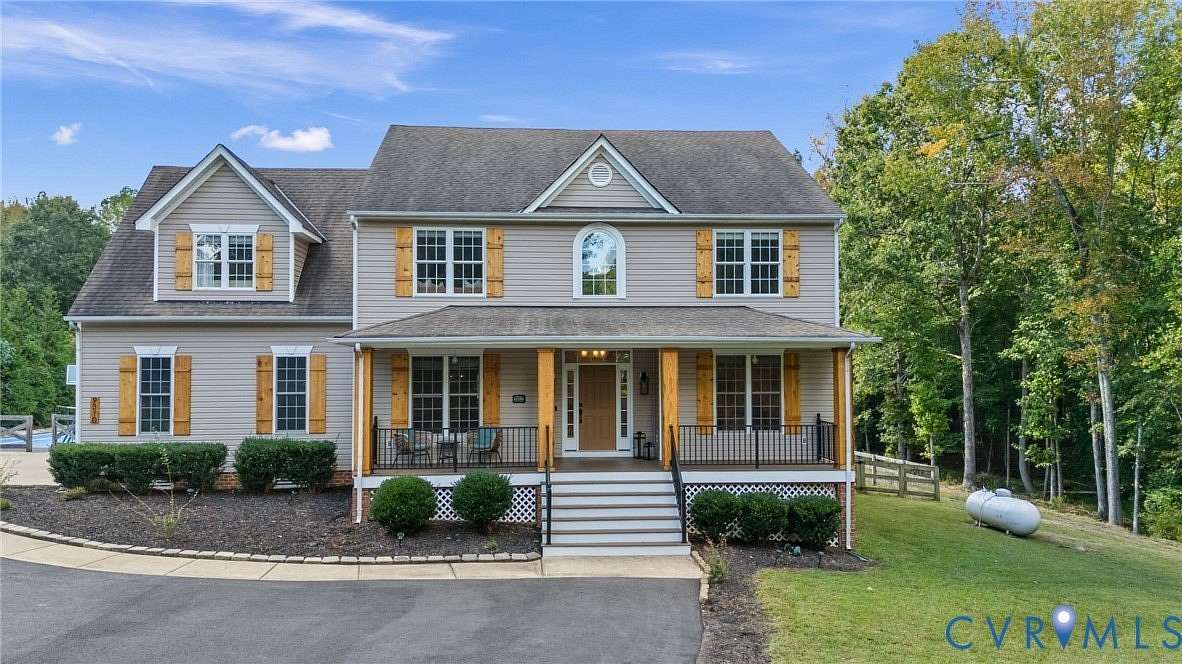 9.16 Acres of Land with Home for Sale in Chesterfield, Virginia