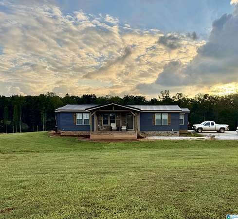 25 Acres of Land with Home for Sale in Heflin, Alabama