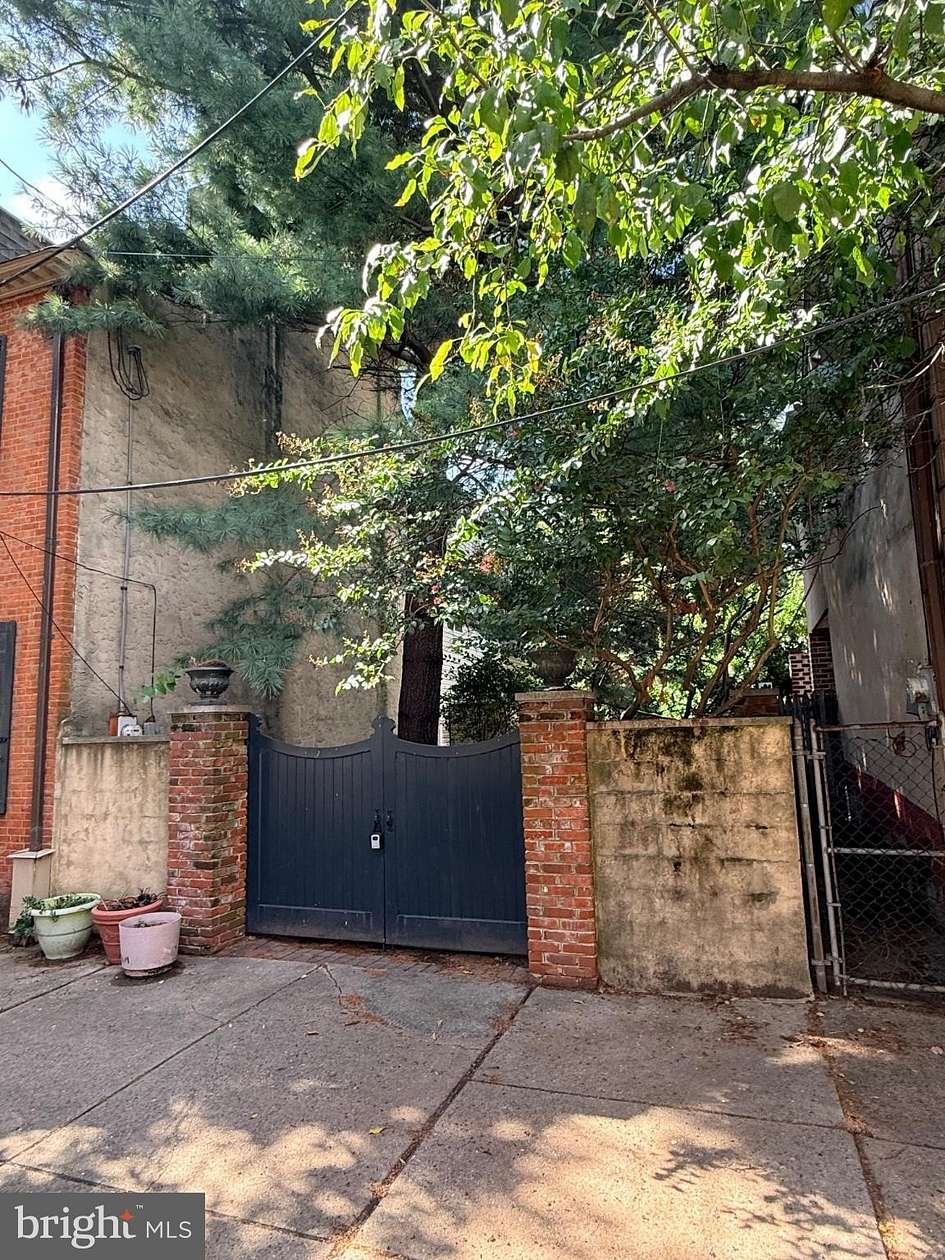 0.05 Acres of Residential Land for Sale in Philadelphia, Pennsylvania