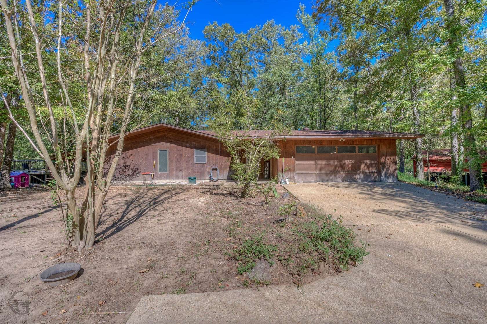 5.16 Acres of Land with Home for Sale in Mooringsport, Louisiana
