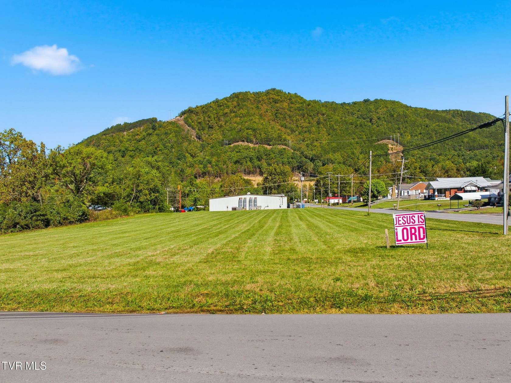 1.2 Acres of Mixed-Use Land for Sale in Hampton, Tennessee
