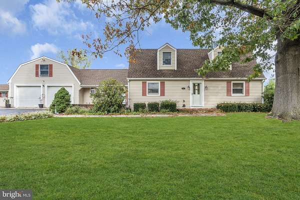2.75 Acres of Land with Home for Sale in Hamilton Township, New Jersey