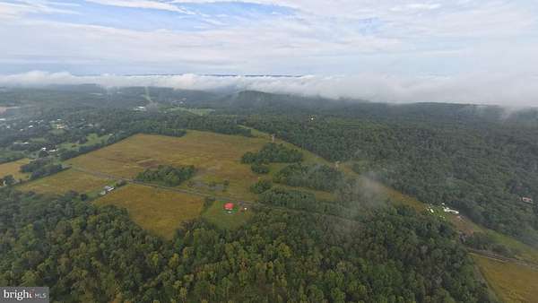 2.2 Acres of Residential Land for Auction in New Bloomfield, Pennsylvania