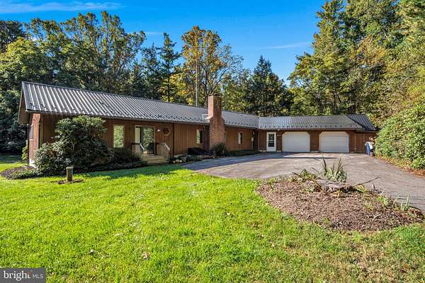 10 Acres of Land with Home for Sale in Aspers, Pennsylvania