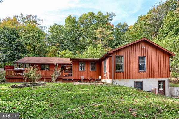 10.2 Acres of Recreational Land with Home for Sale in Blain, Pennsylvania