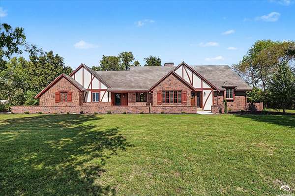 20 Acres of Recreational Land with Home for Sale in Ottawa, Kansas